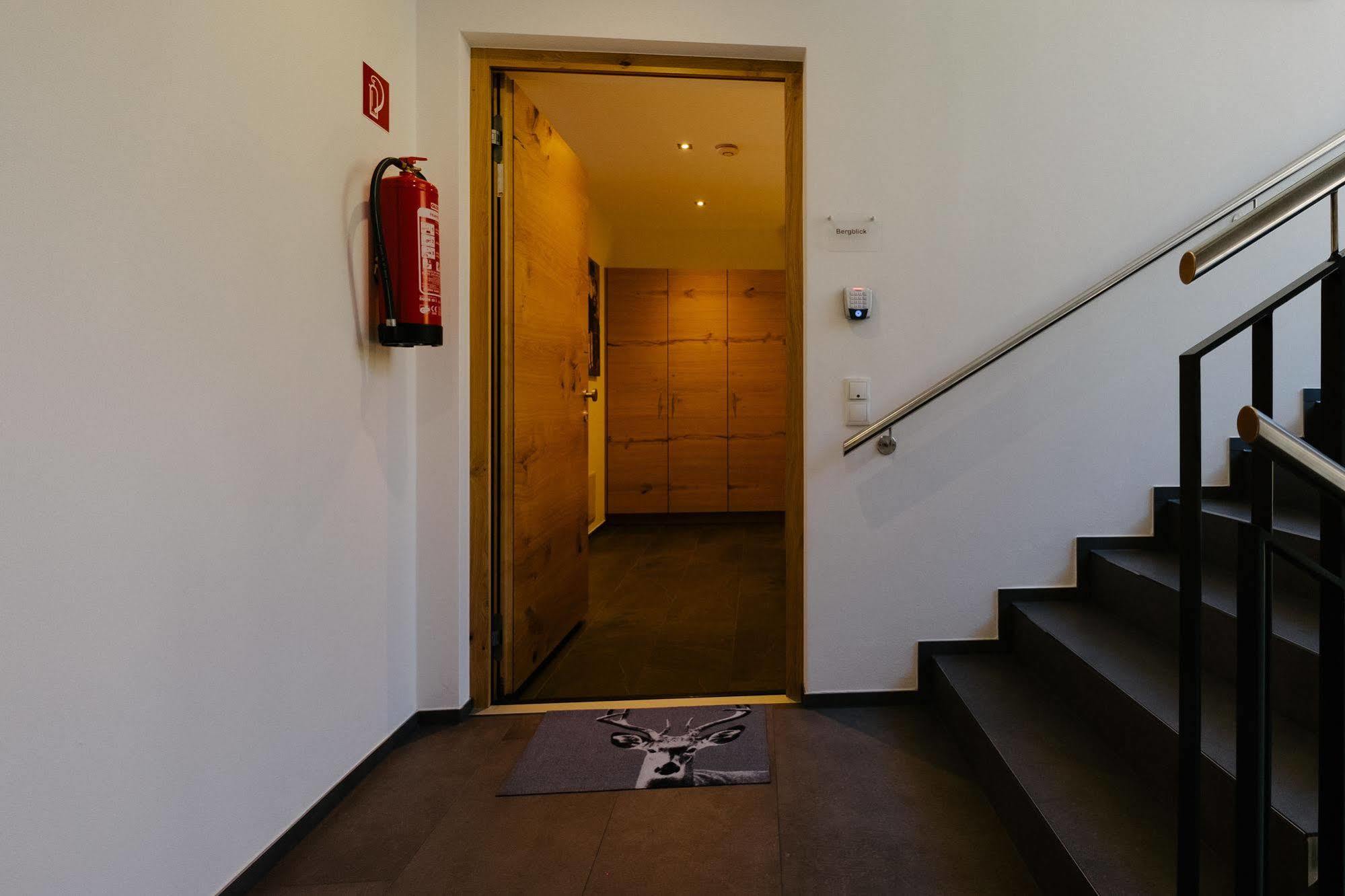 Kanis Appartements Schoppernau Exterior photo